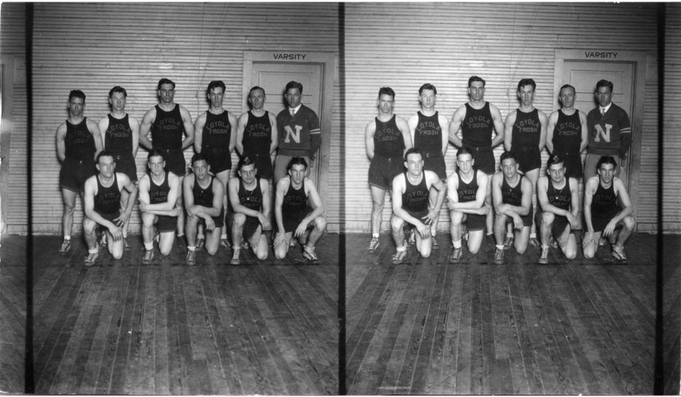 File:Basketball Team of Loyola University New Orleans 1926.png
